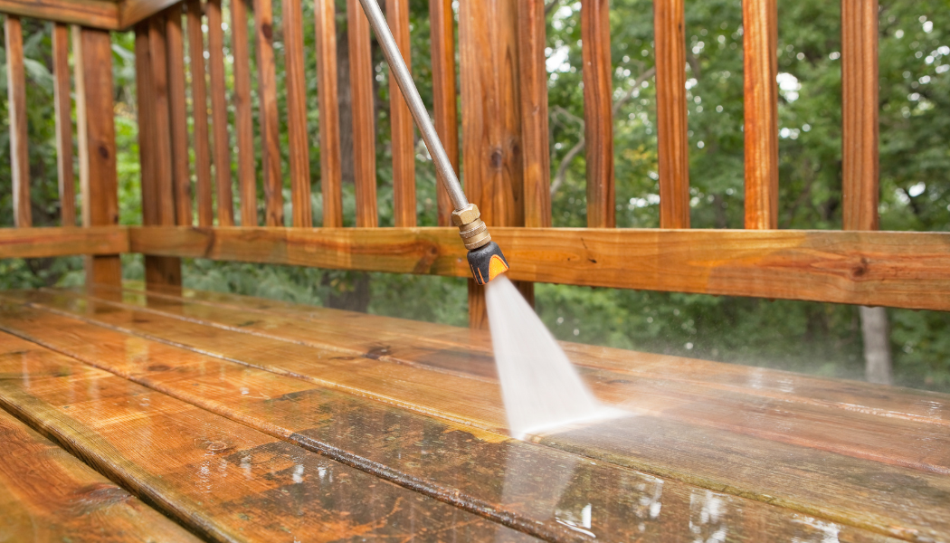 Deck & Fence Staining